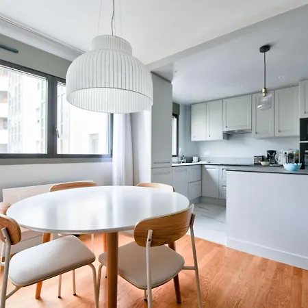 Daire Guestready - Charming Near Catacombs Of